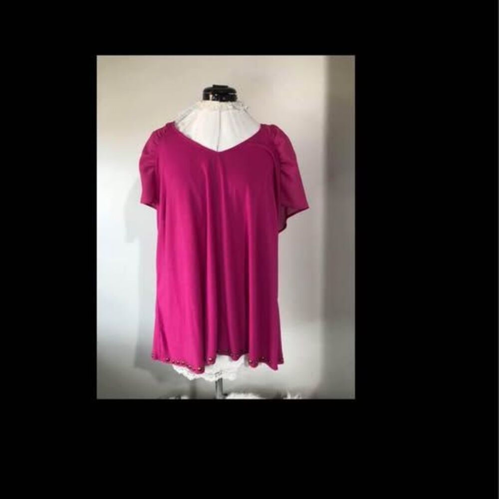 2X A New Approach a.n.a Pink Blouse Puff Shoulders jeweled stud bottom C3583